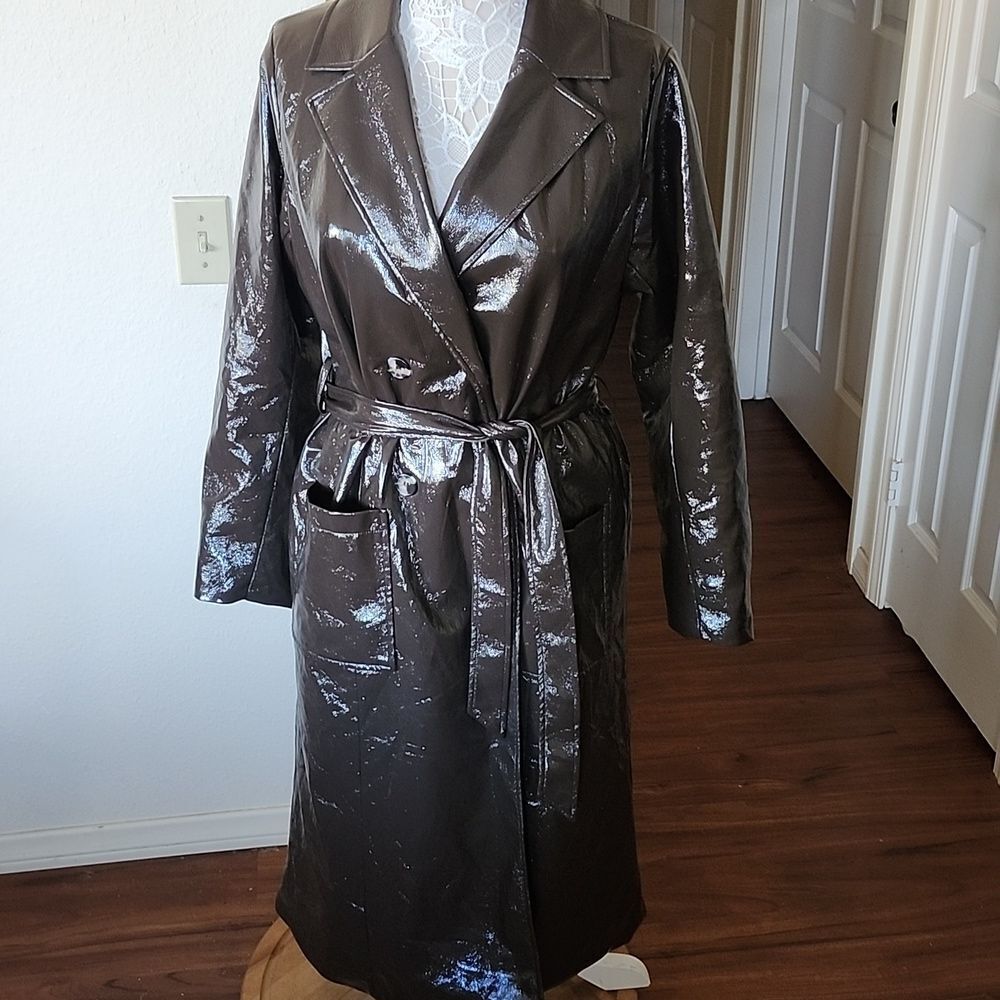 Liquid Vinyl‎ Avante Garde Quiet Luxury Whimsigoth Size Medium Trench Coat New